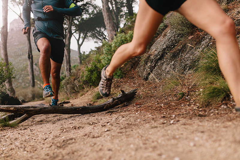 Trail runners doing fartllek workout